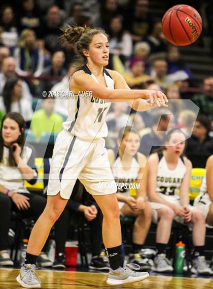 Thumbnail 2 in Pueblo South vs. Evergreen (CHSAA 4A Final) photogallery.
