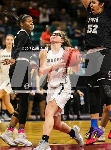 Thumbnail 3 in Pueblo South vs. Evergreen (CHSAA 4A Final) photogallery.