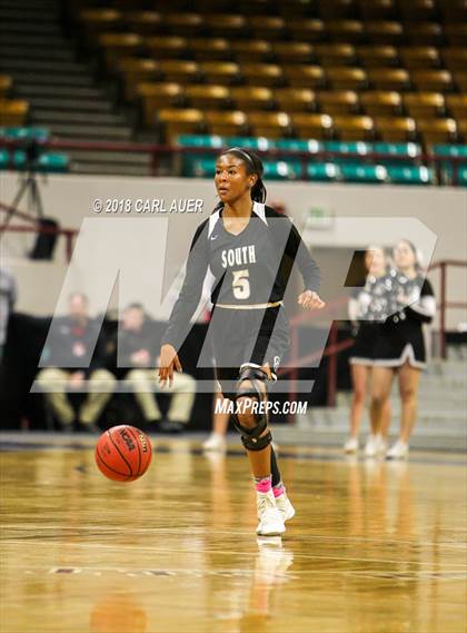 Thumbnail 1 in Pueblo South vs. Evergreen (CHSAA 4A Final) photogallery.