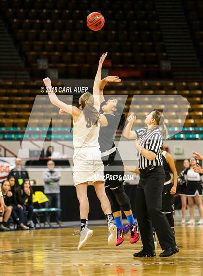 Thumbnail 2 in Pueblo South vs. Evergreen (CHSAA 4A Final) photogallery.