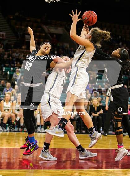 Thumbnail 1 in Pueblo South vs. Evergreen (CHSAA 4A Final) photogallery.