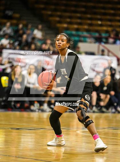 Thumbnail 1 in Pueblo South vs. Evergreen (CHSAA 4A Final) photogallery.