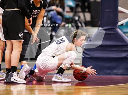 Thumbnail 2 in Pueblo South vs. Evergreen (CHSAA 4A Final) photogallery.