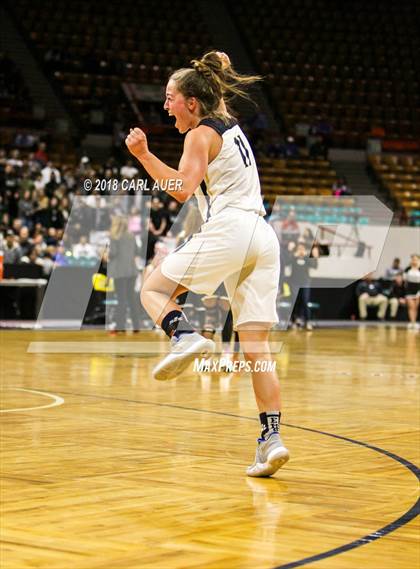 Thumbnail 1 in Pueblo South vs. Evergreen (CHSAA 4A Final) photogallery.