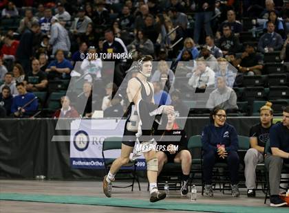 Thumbnail 1 in NJSIAA Wrestling Championships (Finals) photogallery.