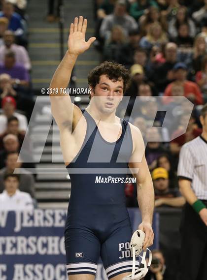 Thumbnail 3 in NJSIAA Wrestling Championships (Finals) photogallery.