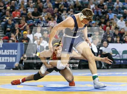 Thumbnail 1 in NJSIAA Wrestling Championships (Finals) photogallery.