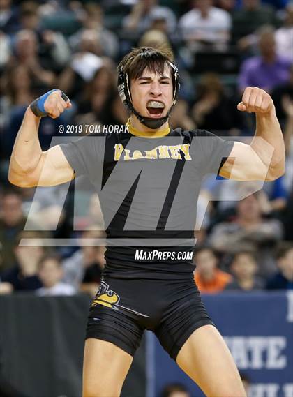 Thumbnail 2 in NJSIAA Wrestling Championships (Finals) photogallery.