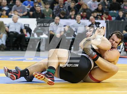 Thumbnail 3 in NJSIAA Wrestling Championships (Finals) photogallery.