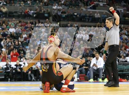 Thumbnail 2 in NJSIAA Wrestling Championships (Finals) photogallery.