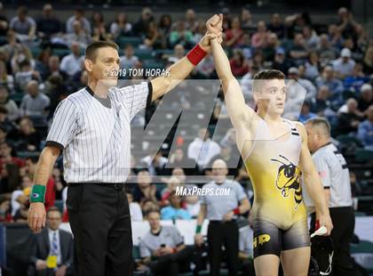Thumbnail 3 in NJSIAA Wrestling Championships (Finals) photogallery.