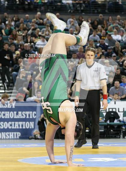 Thumbnail 1 in NJSIAA Wrestling Championships (Finals) photogallery.