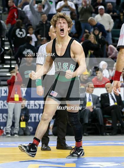 Thumbnail 1 in NJSIAA Wrestling Championships (Finals) photogallery.