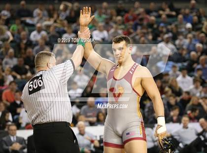 Thumbnail 3 in NJSIAA Wrestling Championships (Finals) photogallery.