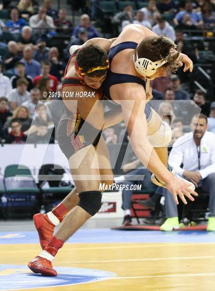 Thumbnail 3 in NJSIAA Wrestling Championships (Finals) photogallery.