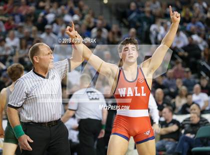Thumbnail 3 in NJSIAA Wrestling Championships (Finals) photogallery.