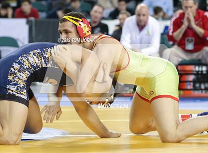 Thumbnail 3 in NJSIAA Wrestling Championships (Finals) photogallery.