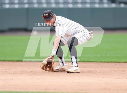 Thumbnail 1 in Monarch vs Legend (Coors Field) photogallery.
