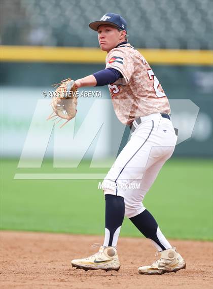 Thumbnail 1 in Monarch vs Legend (Coors Field) photogallery.