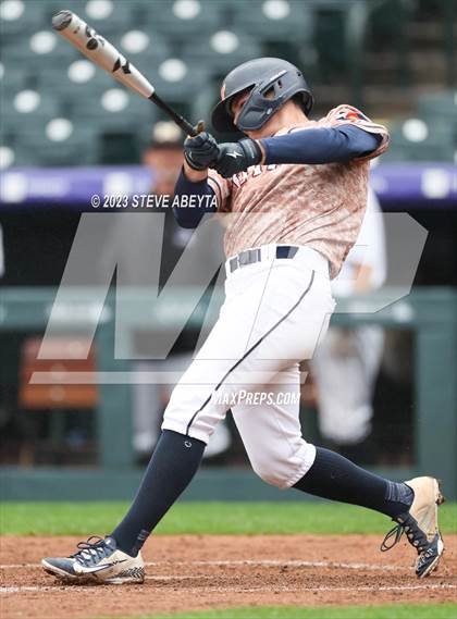 Thumbnail 1 in Monarch vs Legend (Coors Field) photogallery.