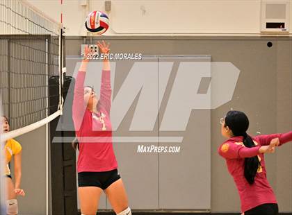 Thumbnail 2 in Morse vs Monte Vista (Monte Vista Invitational) photogallery.
