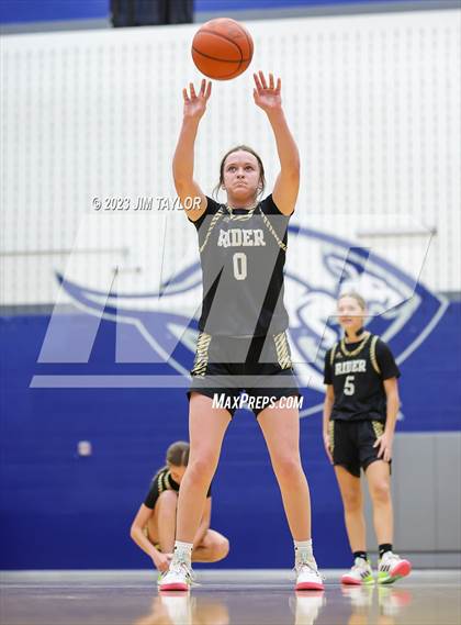 Thumbnail 3 in Martin vs. Rider (Weatherford Raising Cane Christmas Classic) photogallery.