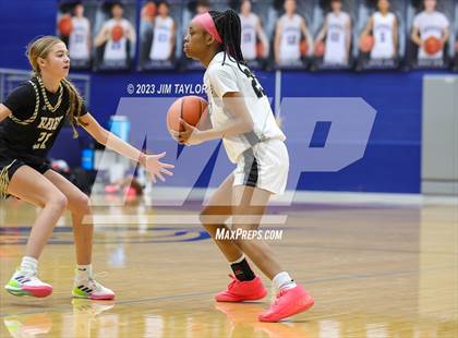 Thumbnail 1 in Martin vs. Rider (Weatherford Raising Cane Christmas Classic) photogallery.