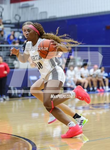 Thumbnail 2 in Martin vs. Rider (Weatherford Raising Cane Christmas Classic) photogallery.