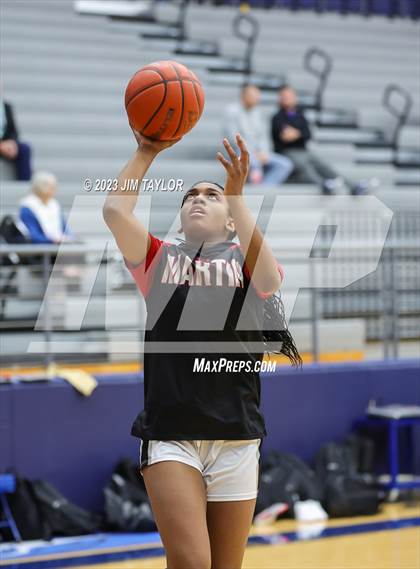 Thumbnail 1 in Martin vs. Rider (Weatherford Raising Cane Christmas Classic) photogallery.