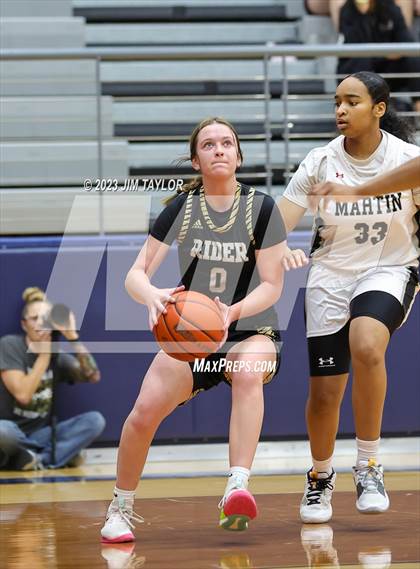 Thumbnail 2 in Martin vs. Rider (Weatherford Raising Cane Christmas Classic) photogallery.