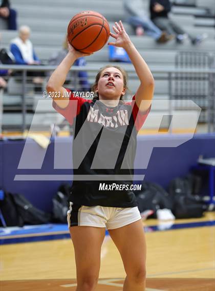 Thumbnail 2 in Martin vs. Rider (Weatherford Raising Cane Christmas Classic) photogallery.