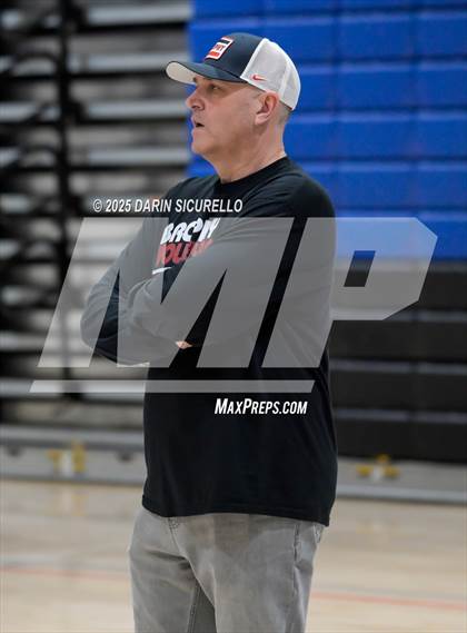 Thumbnail 3 in Brophy College Prep vs. Mountain View (Wolf Howl Tournament) photogallery.