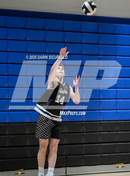 Thumbnail 3 in Brophy College Prep vs. Mountain View (Wolf Howl Tournament) photogallery.