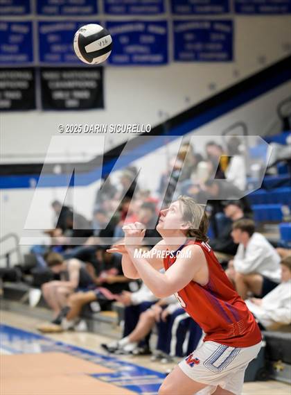 Thumbnail 3 in Brophy College Prep vs. Mountain View (Wolf Howl Tournament) photogallery.