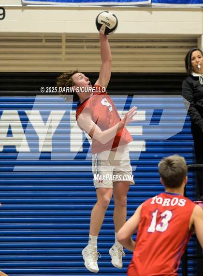 Thumbnail 3 in Brophy College Prep vs. Mountain View (Wolf Howl Tournament) photogallery.