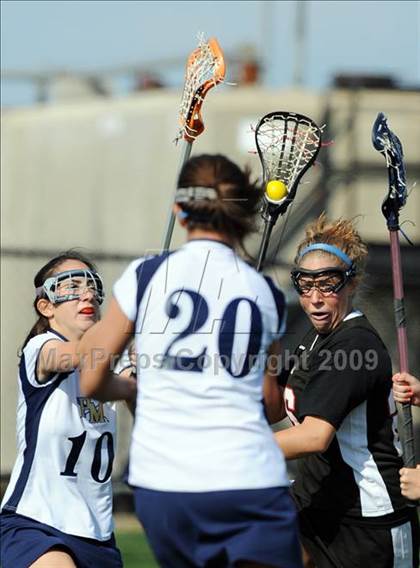 Thumbnail 2 in Warwick vs. Penn Manor photogallery.