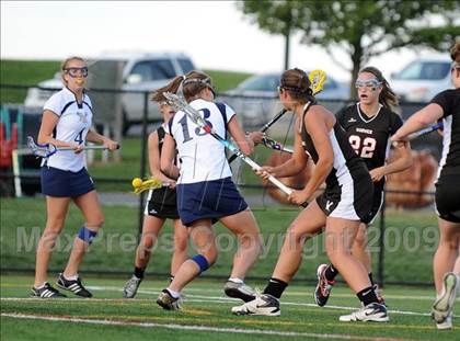 Thumbnail 3 in Warwick vs. Penn Manor photogallery.