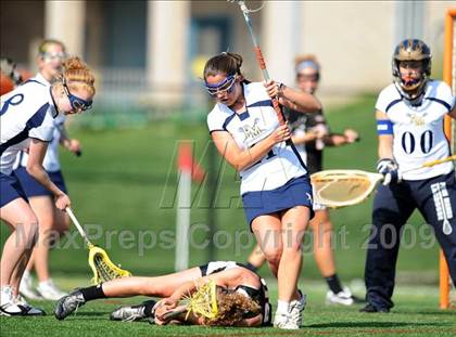 Thumbnail 3 in Warwick vs. Penn Manor photogallery.