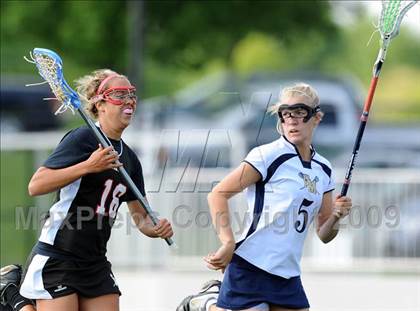 Thumbnail 3 in Warwick vs. Penn Manor photogallery.