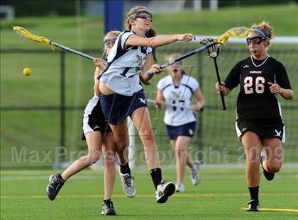 Thumbnail 3 in Warwick vs. Penn Manor photogallery.