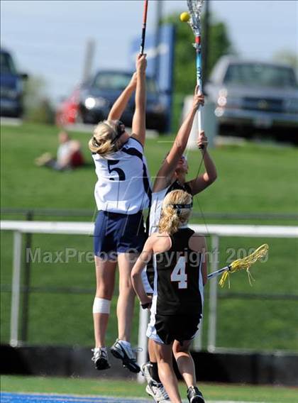 Thumbnail 1 in Warwick vs. Penn Manor photogallery.
