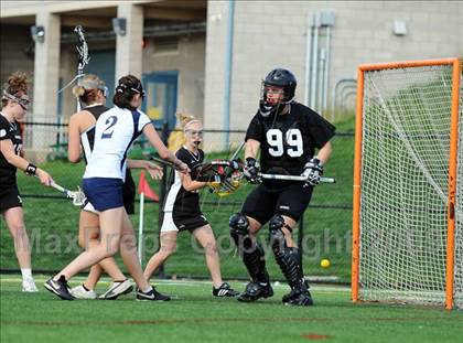 Thumbnail 3 in Warwick vs. Penn Manor photogallery.