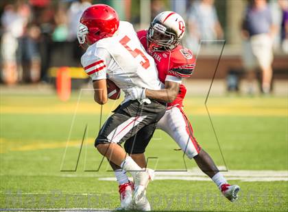 Thumbnail 2 in St. Mary Prep vs. Oak Park photogallery.