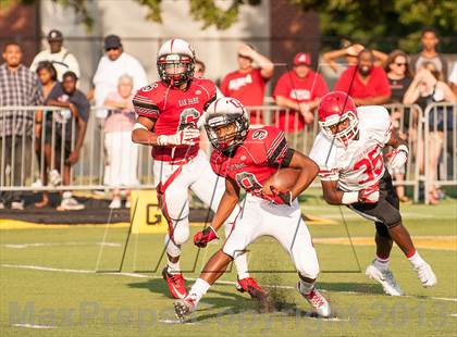 Thumbnail 2 in St. Mary Prep vs. Oak Park photogallery.