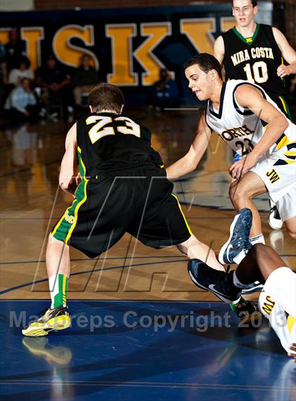 Thumbnail 2 in Mira Costa @ JW North (CIF SS D2AA Semifinal) photogallery.