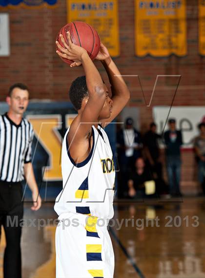Thumbnail 3 in Mira Costa @ JW North (CIF SS D2AA Semifinal) photogallery.