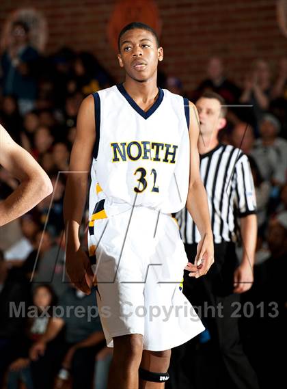 Thumbnail 3 in Mira Costa @ JW North (CIF SS D2AA Semifinal) photogallery.