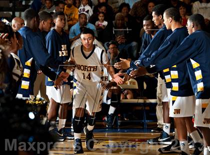 Thumbnail 3 in Mira Costa @ JW North (CIF SS D2AA Semifinal) photogallery.