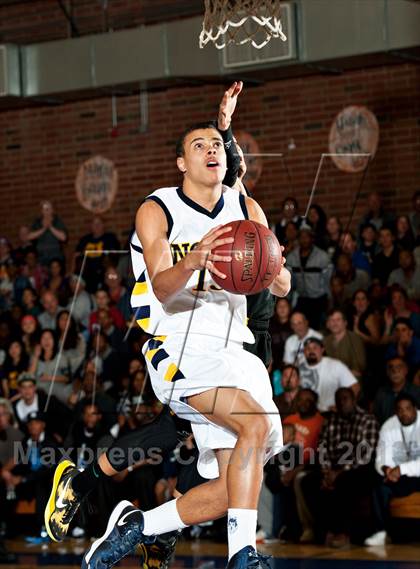 Thumbnail 3 in Mira Costa @ JW North (CIF SS D2AA Semifinal) photogallery.