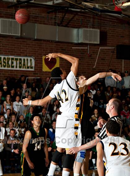 Thumbnail 3 in Mira Costa @ JW North (CIF SS D2AA Semifinal) photogallery.